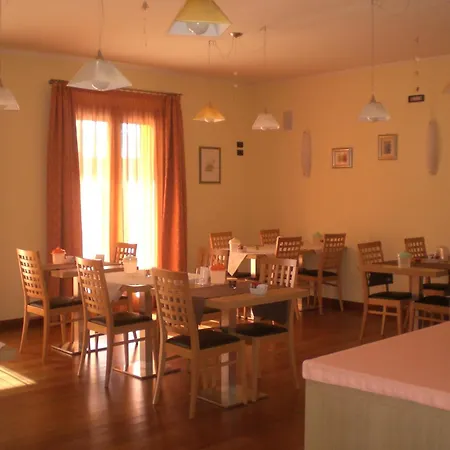 Hotel C25-3